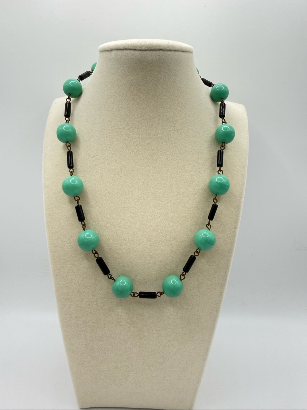 1930s Art Deco Glass Station Necklace 15" 35g - Czech Glass Attribution